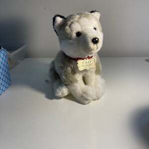 FAO Schwarz Siberian Husky Puppy Plush Stuffed Animal with Red Collar 10" Lover!